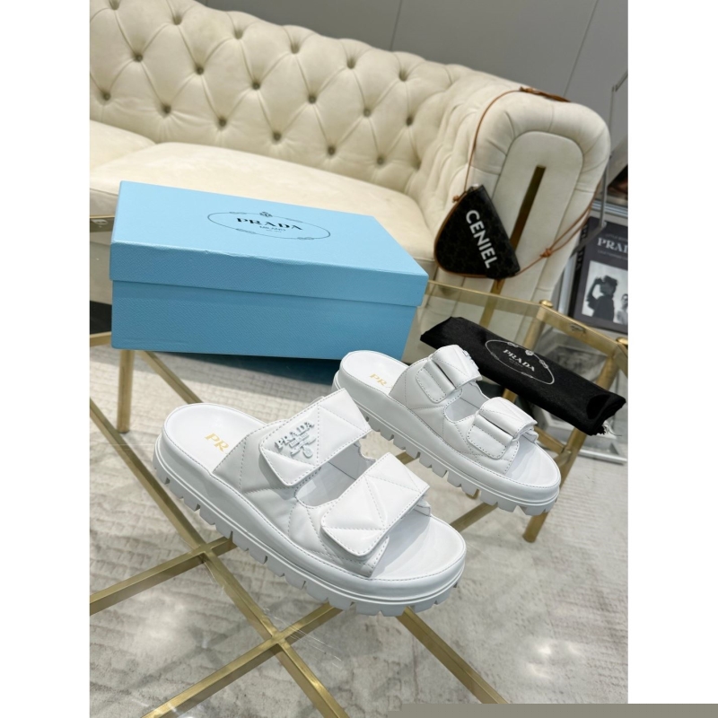 Pra*a slippers